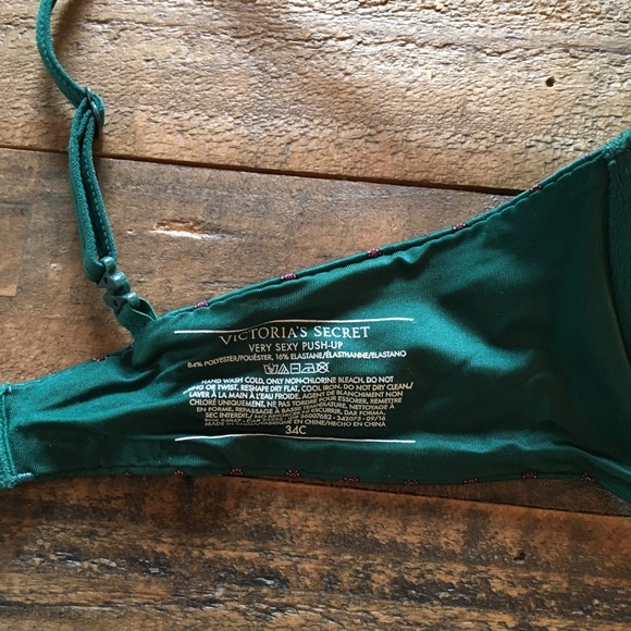 Victoria’s Secret Bra - Picture 3 of 3
